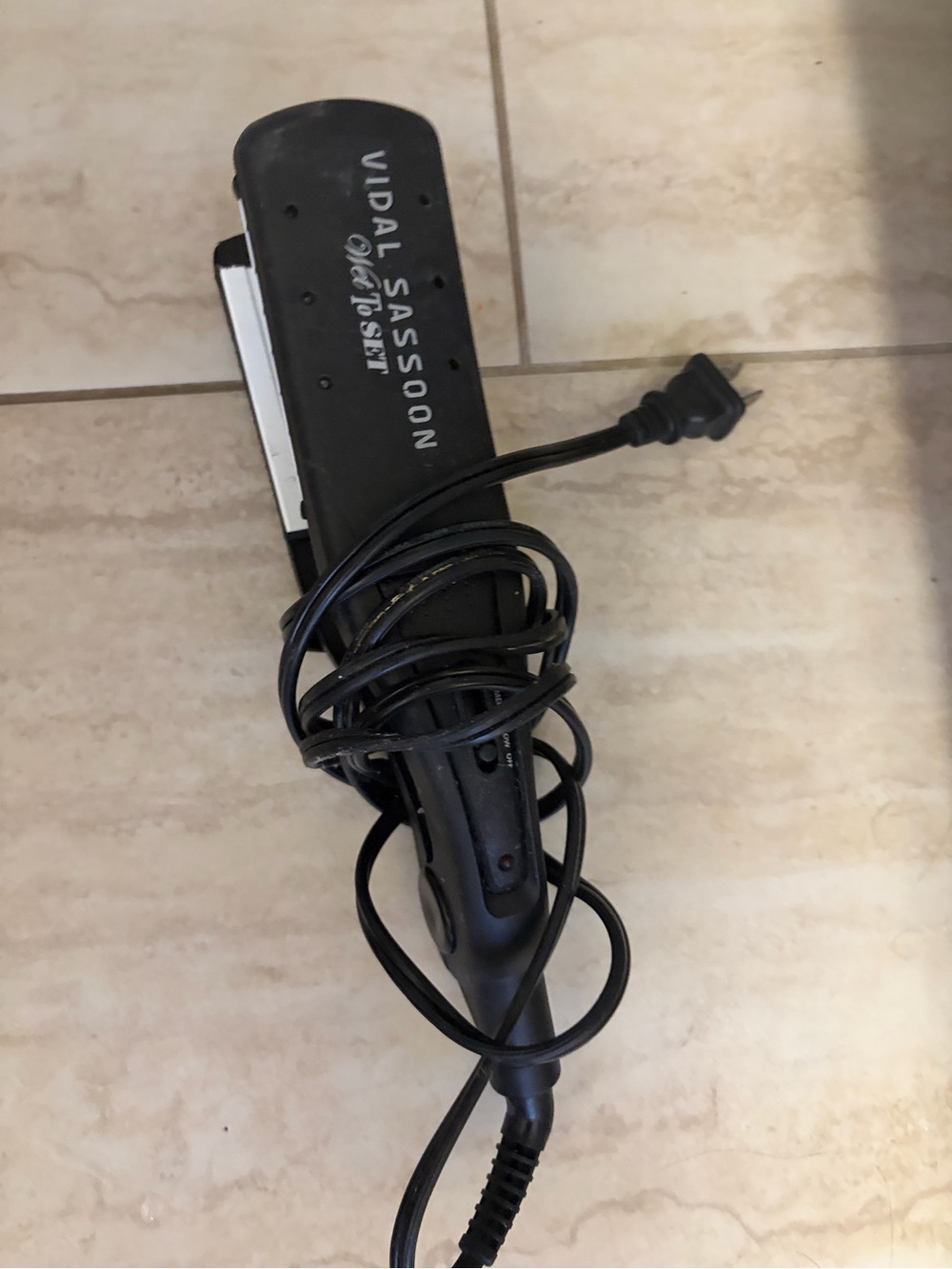 Vidal Sassoon Black Flat Iron